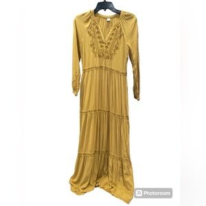 Old Navy Embroidered Dress